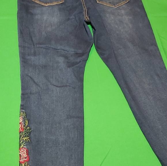 Sugar Magnolia Jeans Dark wash - Picture 8 of 10